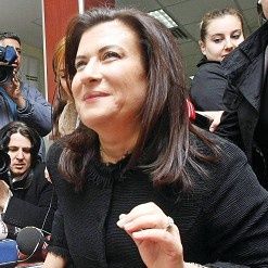 Alo Babam okula göndermiyor hattı