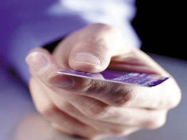 Memurlar kendi kredi kartını çıkartıyor