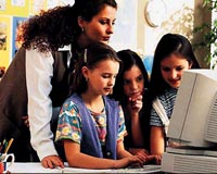 Okulları öğrenci ve veliler denetleyecek