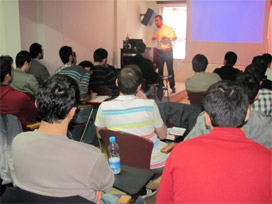 Genç mezunlar liderlik peşinde