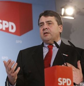 Almanya'ya gelen Türklere teşekkür borçluyuz"