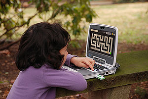 Bağış: Her çocuğa dizüstü bilgisayar vereceğiz