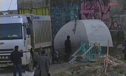 İnsanlık Anıtının kafası kesildi