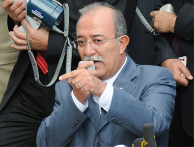 Memurlar İş Güvencelerine Sahip Çıkmalı