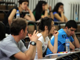 A Grubu adaylar KPSS’de kaç oturuma girecek?