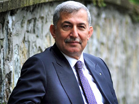 Ülkücü taban ile tavan ayrı dünyalarda