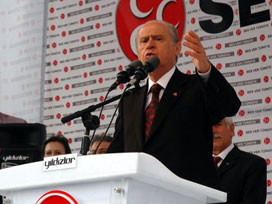 MHP'nin sloganı: Al paketi vur tokadı