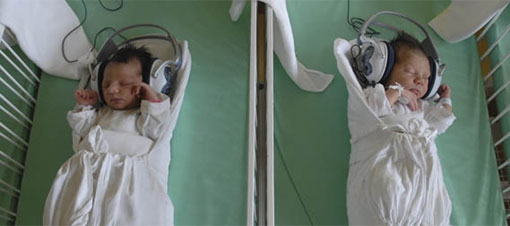 Bebekleri müzikle tedavi ediyorlar