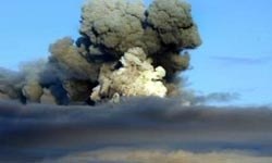 Avrupa'yı toz duman eden volkan uyandı