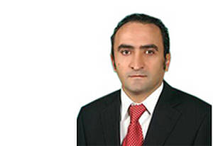 Sayın Başbakan; Okul müdürü ile veli arasındaki bu ilişkiyi bitirelim