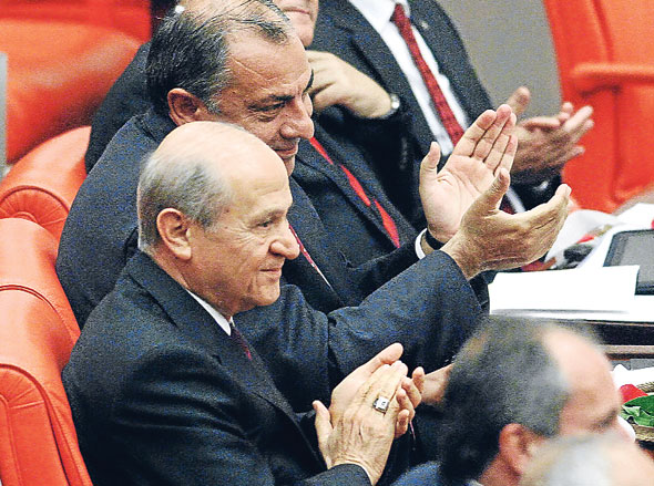 Bahçeli'nin alkışladığı tek AK Partili
