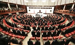 24. dönem 380 yeminle başladı