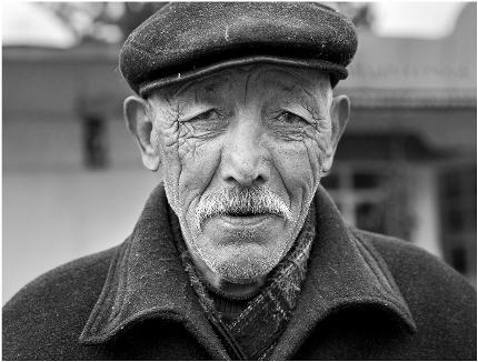 Emekliye yeni yılda yüzde 7 zam ve 'intibak farkı' öngörülüyor/ Video