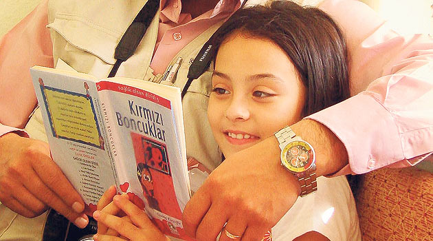 Kitap okuyun, konuşun, çocuğun zekâsını geliştirin