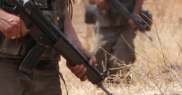 Kandile hava harekatı başladı