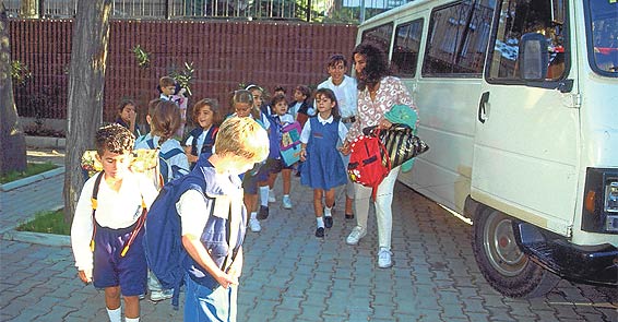 Öğrenci servisleri yüzde 7-9 zamlanacak