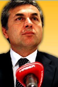 Fenerbahçe'yi sahada yensinler