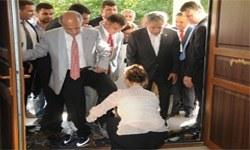 Valinin yaptığını Arınç yapmadı