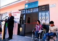 Okul ayaklarına geldi