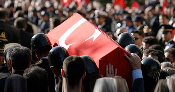 Hakkari'de 3 askerimiz şehit düştü