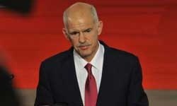 Papandreu istifanın eşiğinde