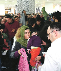 Yüzde 90 indirim, yüzde 100 izdiham!