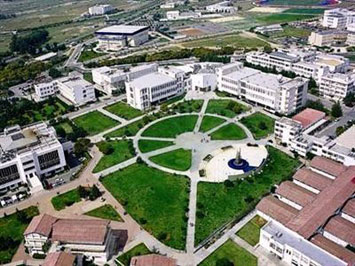 Rumlardan eğitim ambargosu