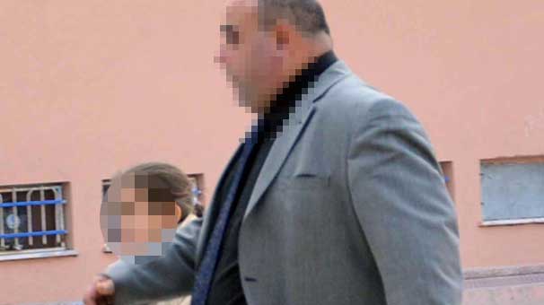 Öğretmenin müstehcen anısı açığa aldırdı