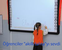 Öğrenciler "akıllı tahta"yı sevdi