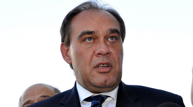 Demirören 'sınırlı yabancı' kuralını kaldırıyor...