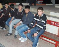 27 öğrenci lahmacundan zehirlendi