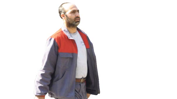 "Top" yüzünden öğretmene kafa attı