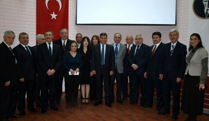 ANKARALILAR OKULLARA YÜREĞİ İLE BAKIYOR