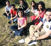 Mezun olup işsiz kalıyorlar