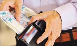 Bankaların patronundan tüketicilere ek hesap uyarısı