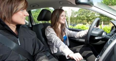 Sürücü adaylarına kameralı sınav aracı