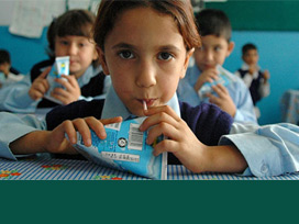 '13 ilde öğrenciler sütten zehirlendi' iddiası