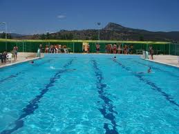 Yüzme havuzlu kampüs liseler geliyor