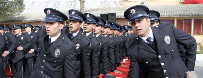 240 bin polise kötü haber