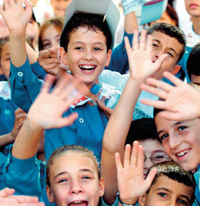 ‘Karakter ısmarlamayla gelişmez’