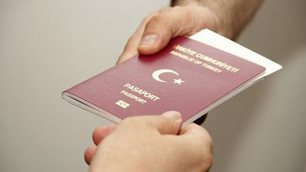 Acelesi olana acil pasaport!