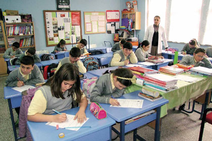 Etütlü okullar resmen bitti, anneler üzgün