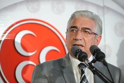 'Türkçe dışında eğitim dili ülkede kaos çıkarır'