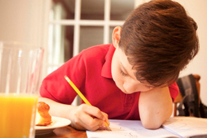 Çocukların eğitimi için dikkat