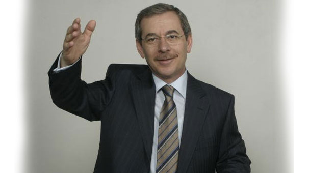 Abdüllatif Şener kepenk kapattı