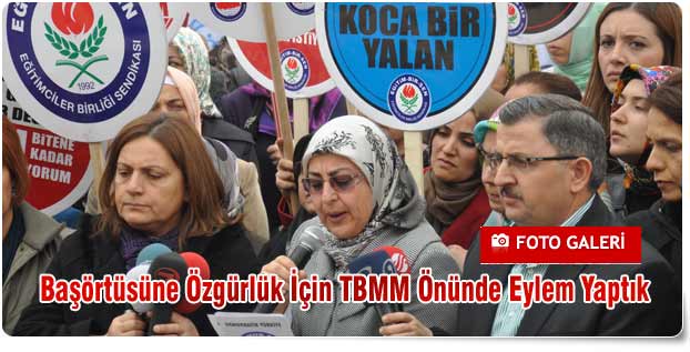 Başörtüsüne Özgürlük İçin TBMM Önünde Eylem Yaptık