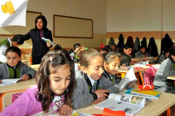 Öğretmen maaşları 350 TL artacak mı?