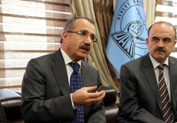 Dinçer: Öğretmene kıyafet serbestliği yok