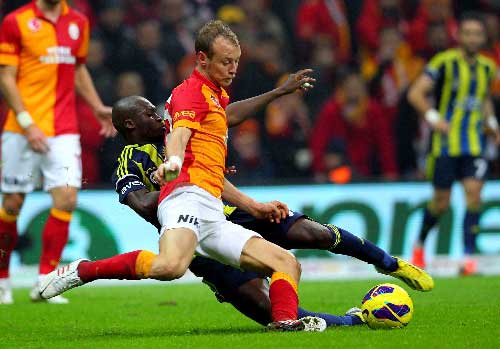 Galatasaray: 2 - Fenerbahçe: 1 (Maç sonucu)