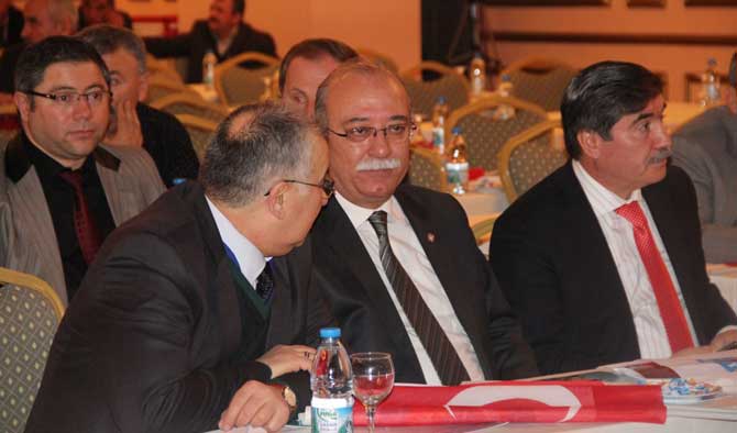 “İYİ Kİ TÜRKİYE KAMU-SEN VAR”